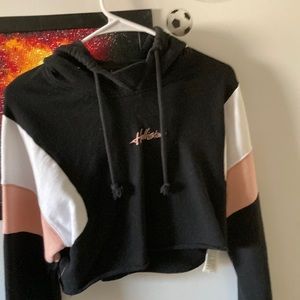 Ling sleeve with hood, cropped tee, small